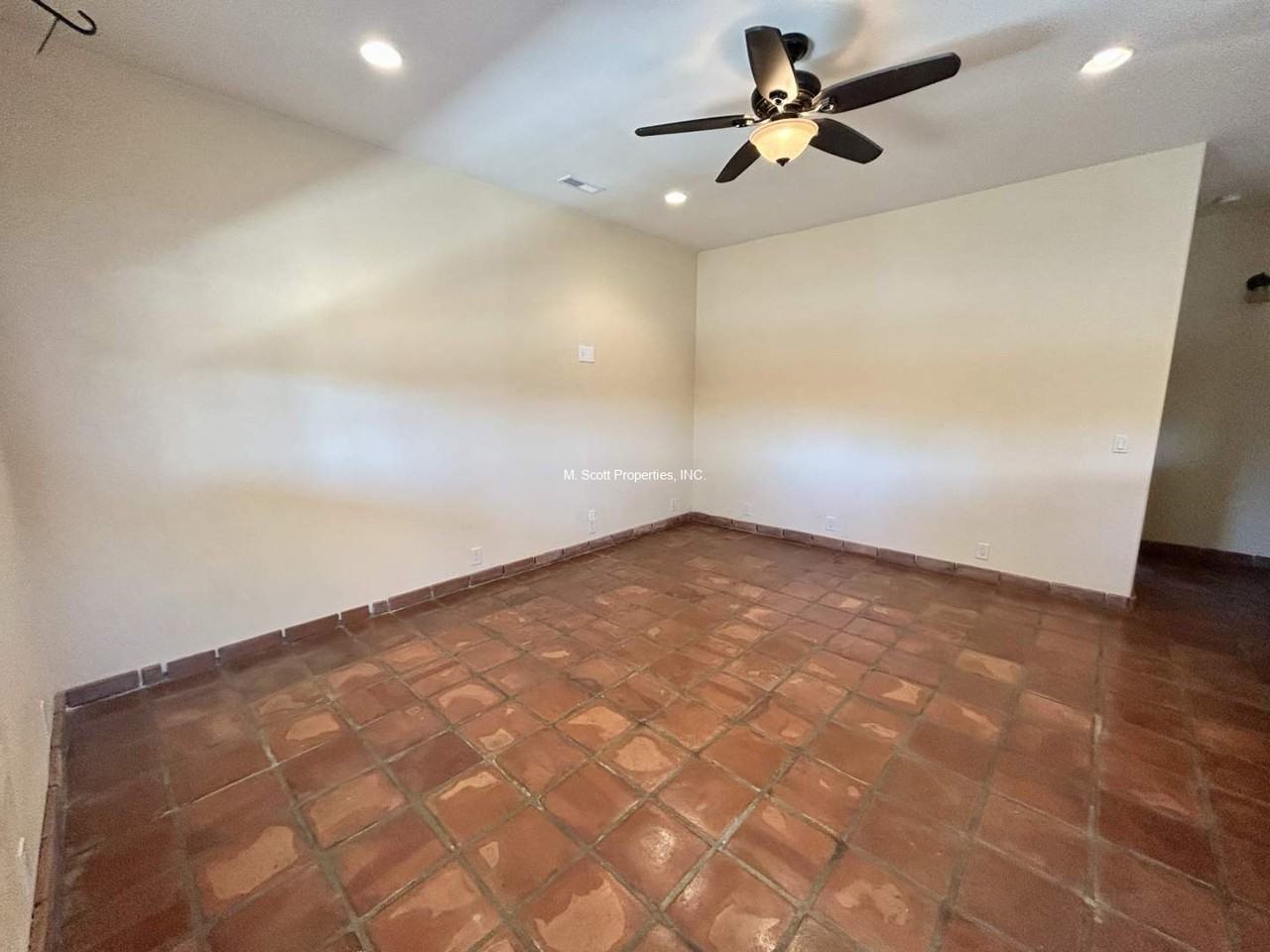 818 Long Valley Rd - Photo 2 of 8