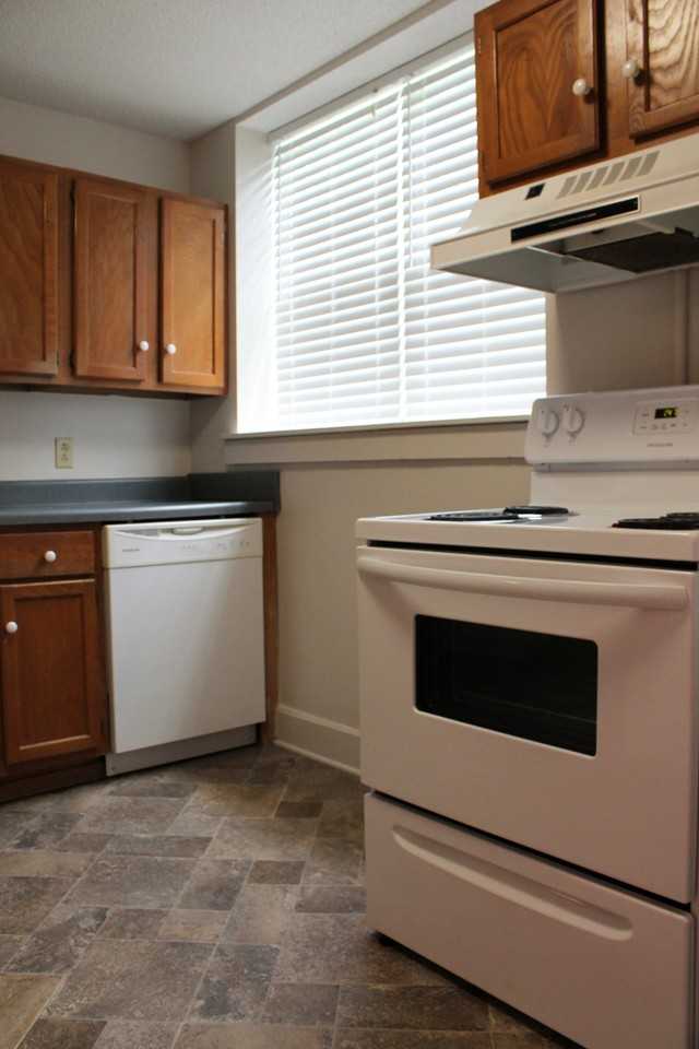 1703 Richard Arrington Jr Blvd S #11 - Photo 4 of 28