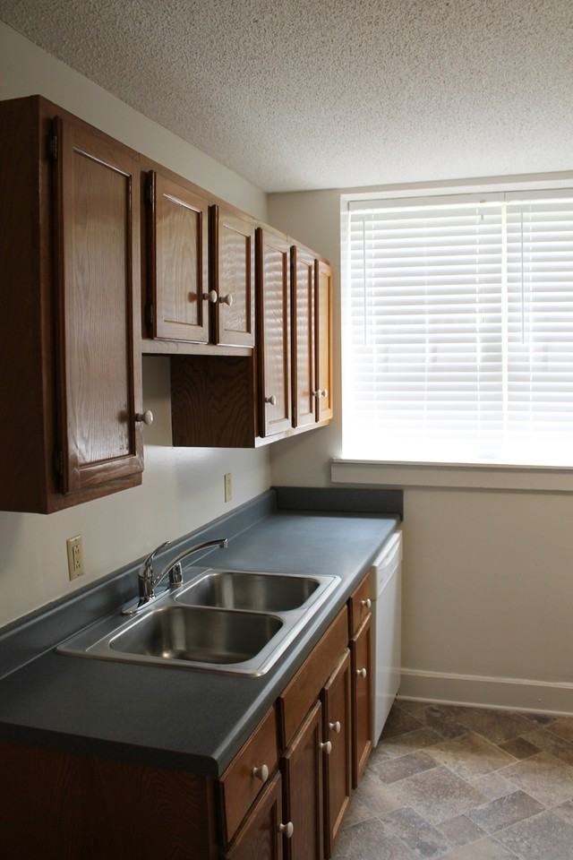 1703 Richard Arrington Jr Blvd S #11 - Photo 6 of 28