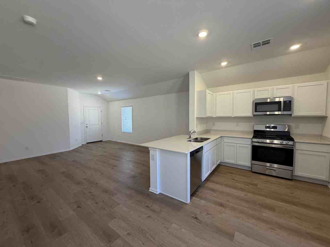 10005 Sw 38th St #NA - Photo 6 of 31