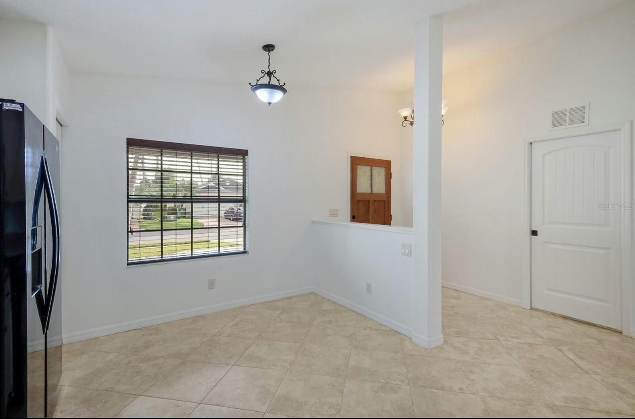 302 San Lorenzo Ct #NA - Photo 4 of 30