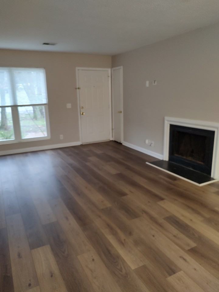 3155 Justin Towne Ct #NA - Photo 4 of 10