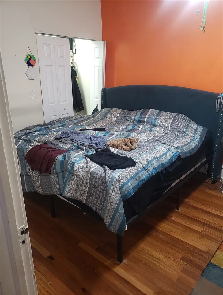 6718 S Saint Lawrence Ave #2F - Photo 2 of 5