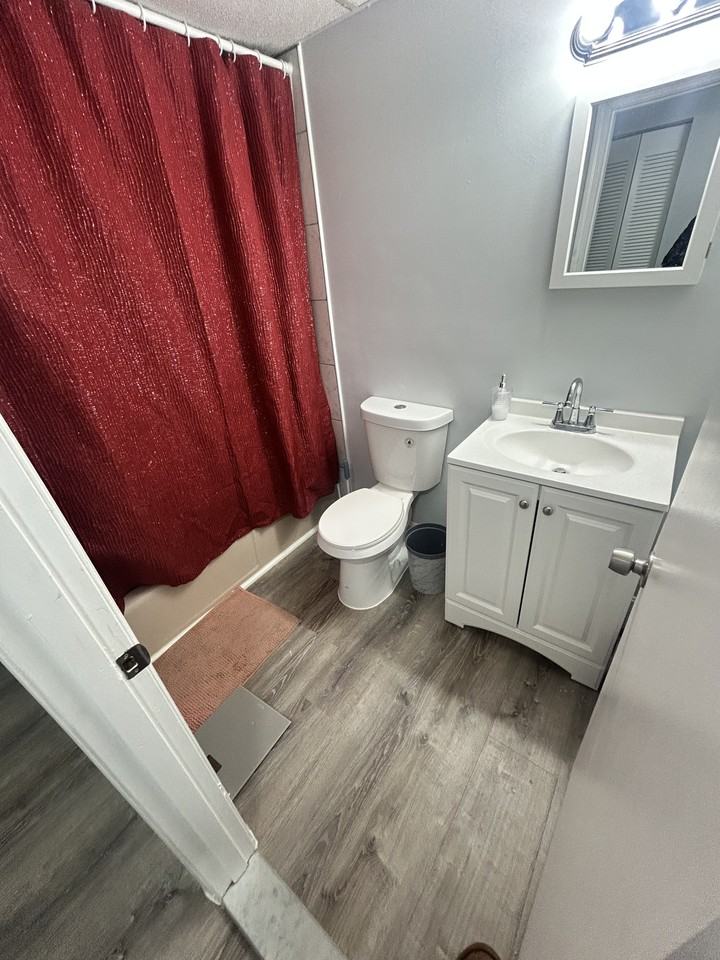 50 Pine St #13 - Photo 4 of 7