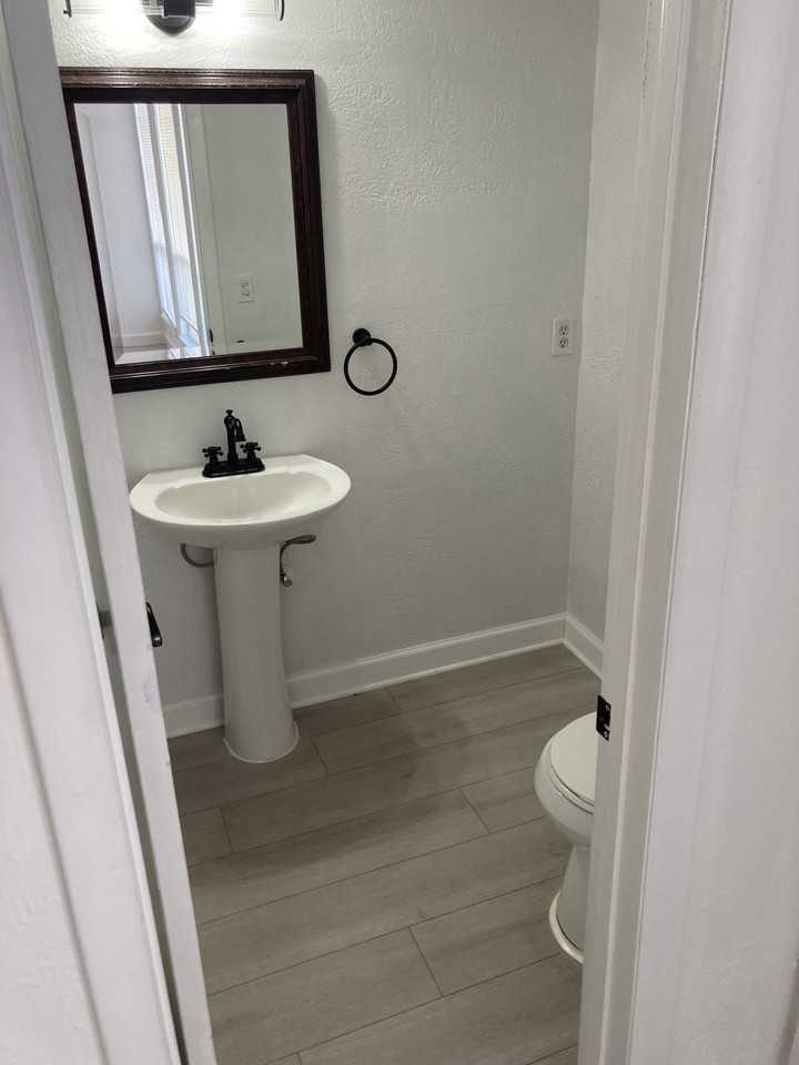 4455 Rayfield Dr - Photo 2 of 17