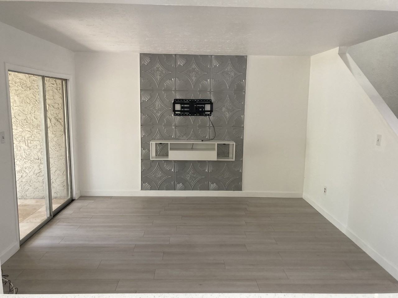 4455 Rayfield Dr - Photo 6 of 17