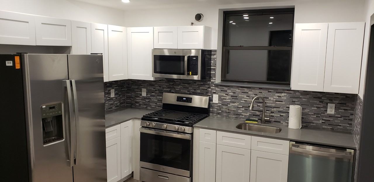 50 King St #FL3 - Photo 2 of 12