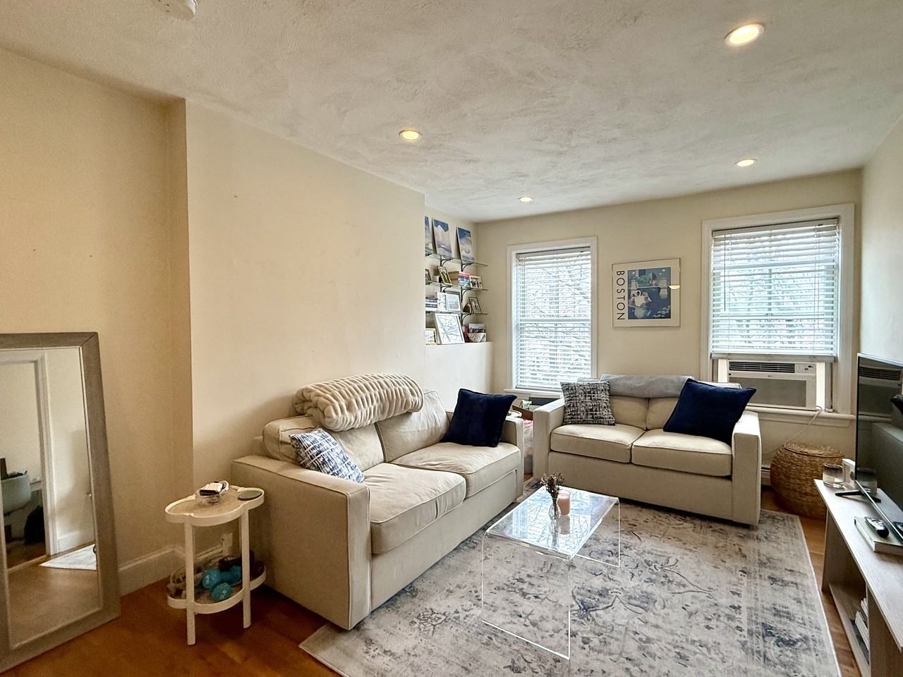 631 Tremont St #3A - Photo 3 of 13