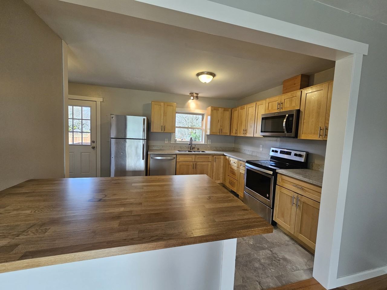 10426 Sw Bank Rd #NA - Photo 2 of 20