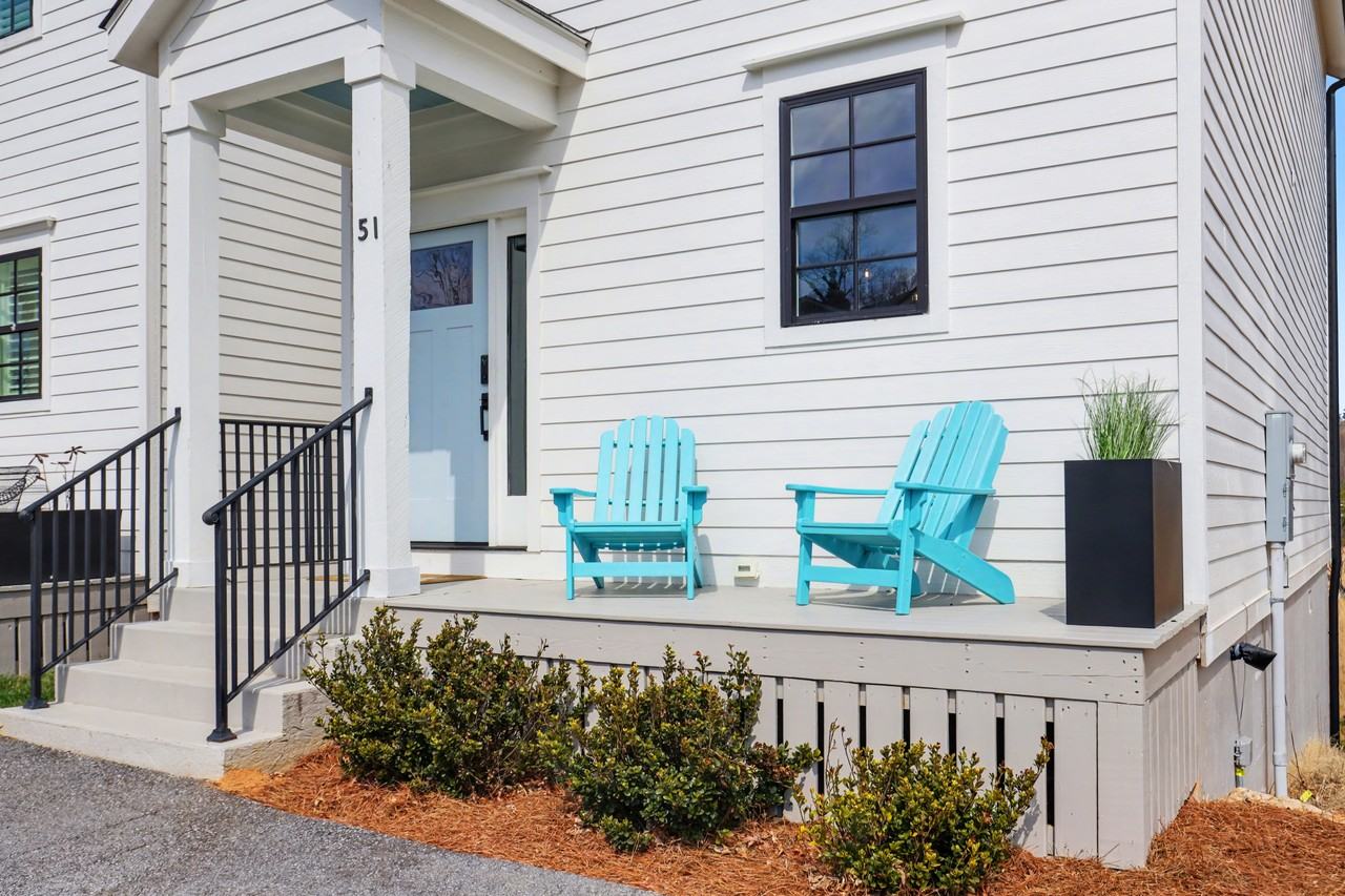 51 Cottonwood St #NA - Photo 3 of 50