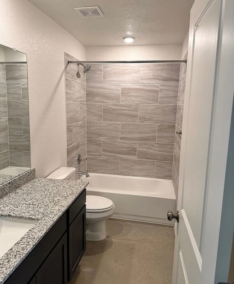 1277 Lehmann #B - Photo 5 of 8