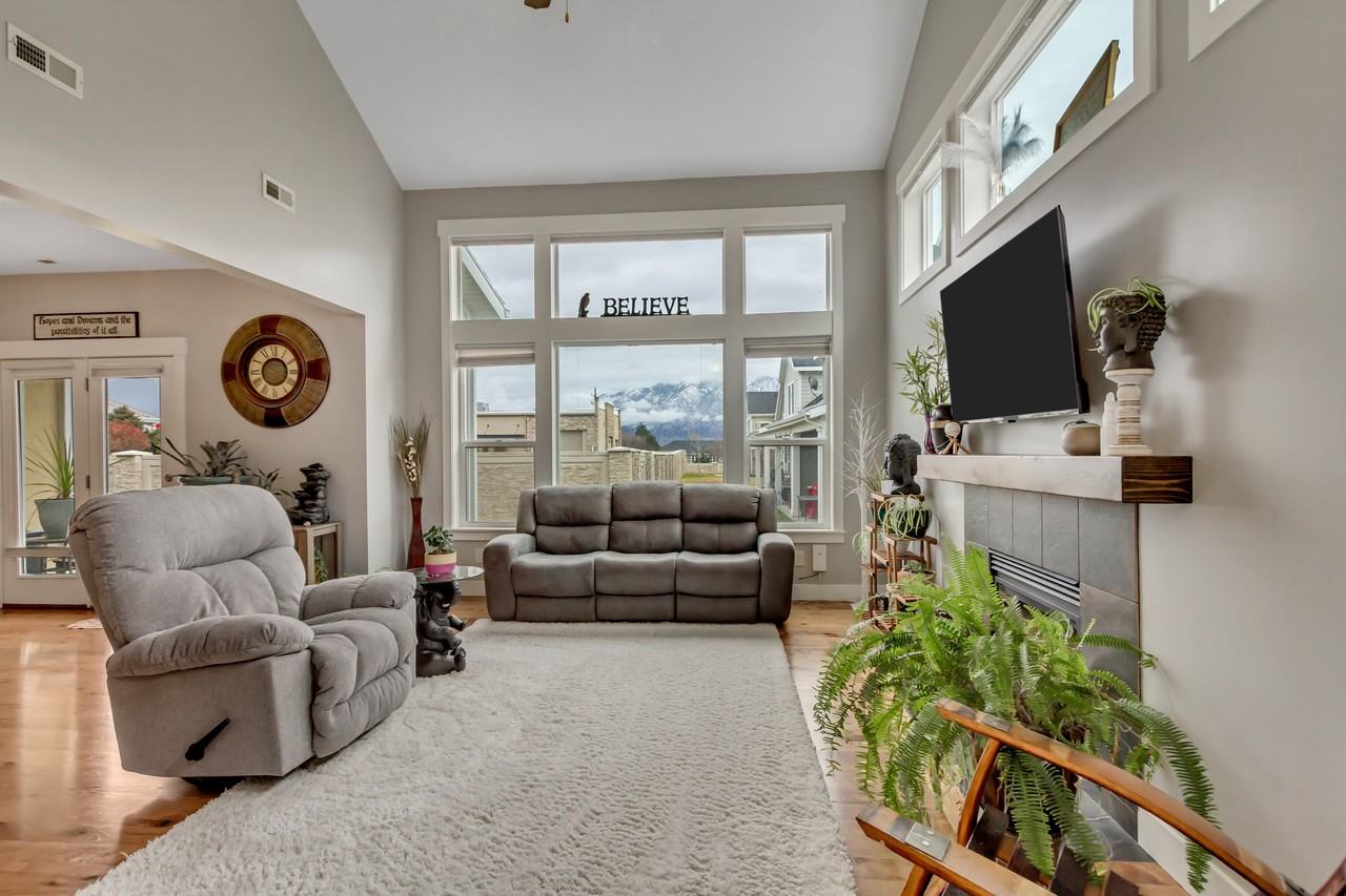 11647 S Stafford View Dr - Photo 3 of 26