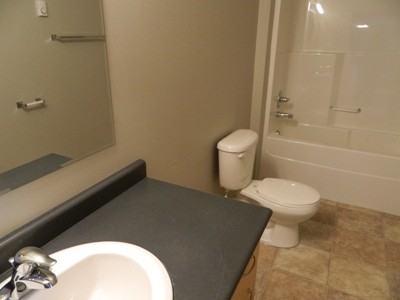 Wentworth Apartments - Photo 7 of 8