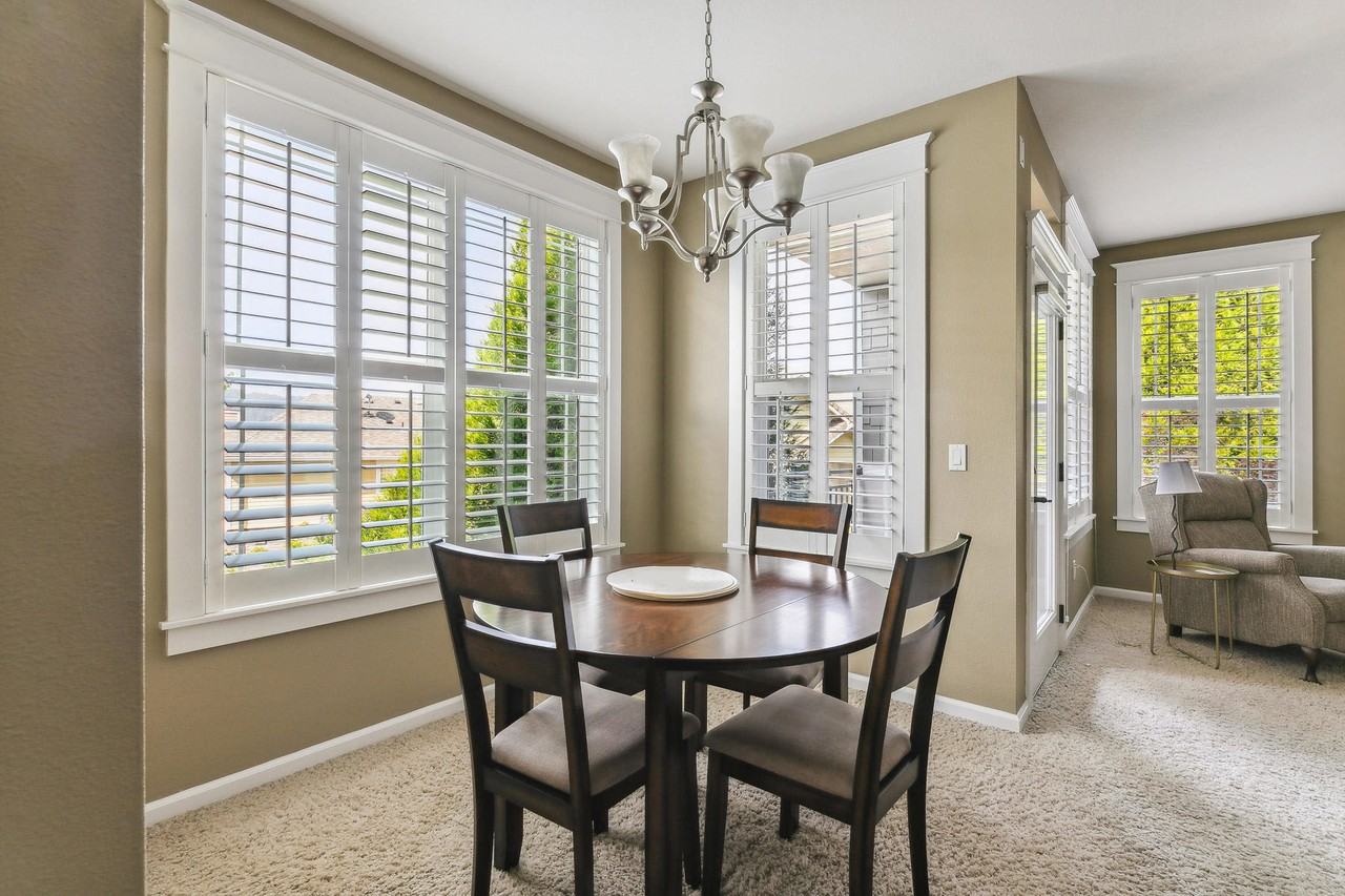 3305 Summerlinn Dr #1 - Photo 6 of 27