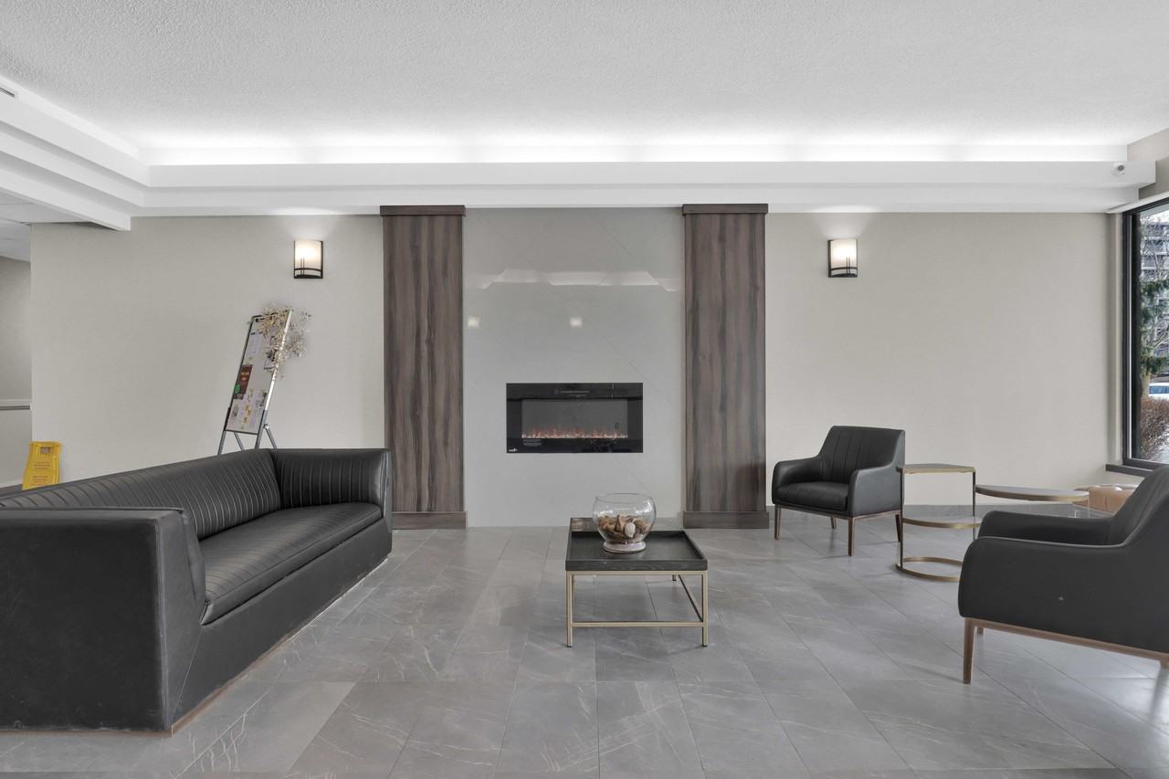 MacDonald - Photo 6 of 14