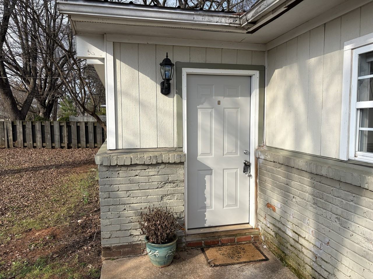 Old Blue Spring Road Northwest 2212 - 2 #B - Photo 2 of 11