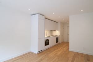 featured image of 3468 Rue Drummond