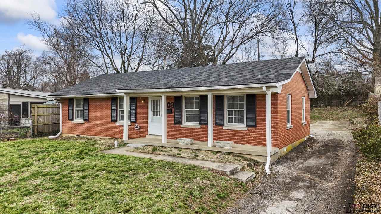 203 Loch Lomond Dr #1 - Photo 2 of 32