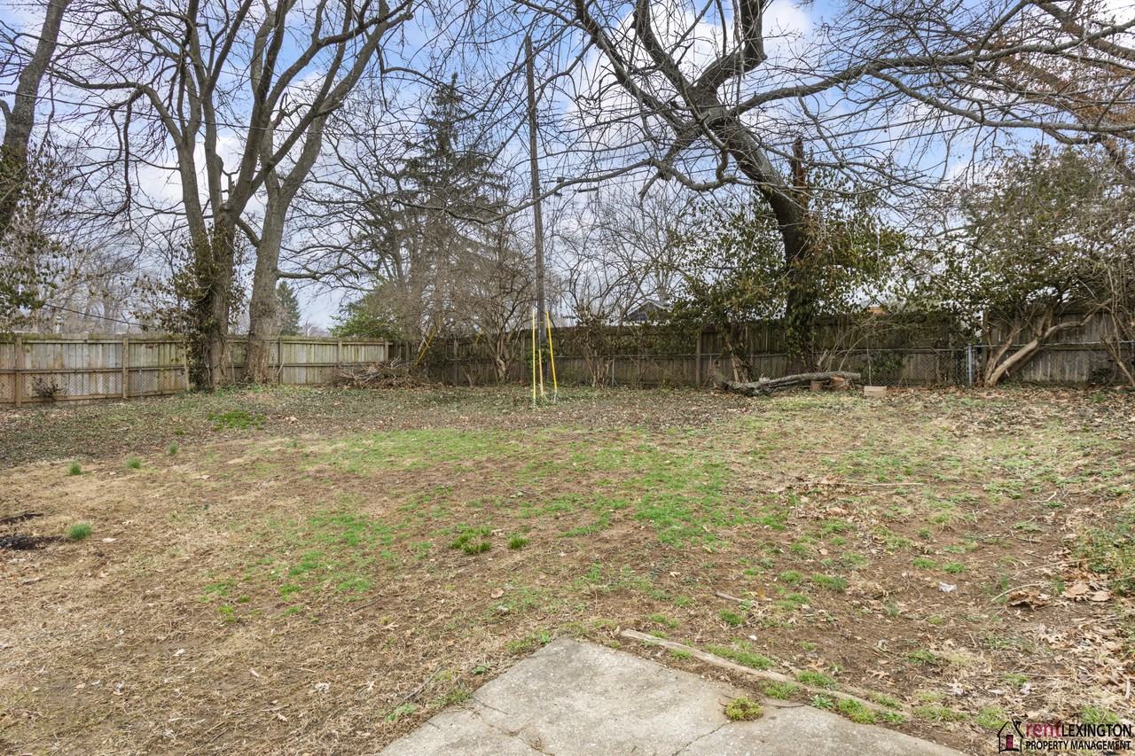 203 Loch Lomond Dr #1 - Photo 7 of 32