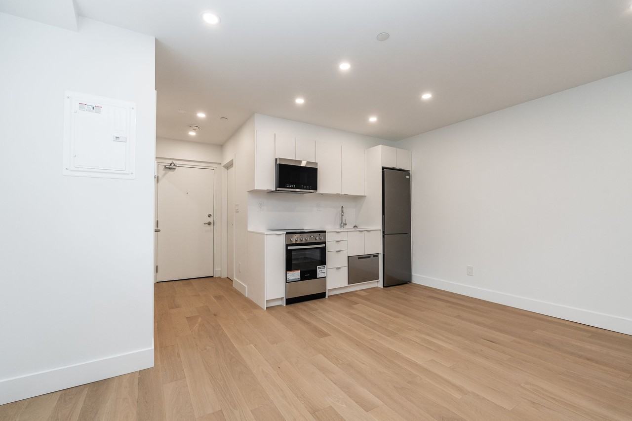 612 Dawes Road - Photo 4 of 46