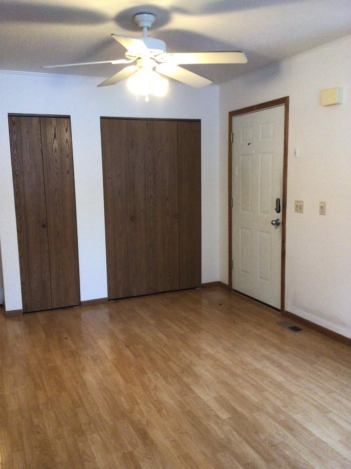 1108 W Ward St #1108 - Photo 3 of 13