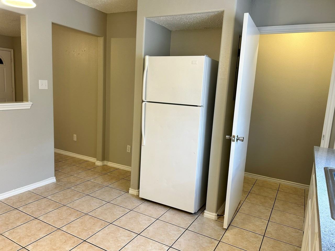 2302 W Elisa Ln #2302-07 - Photo 6 of 10