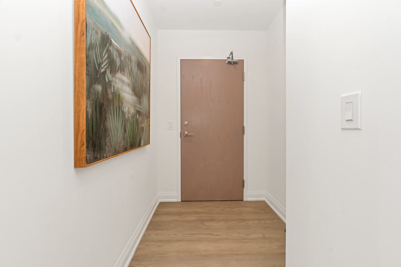 58 Lakeside Ter, Barrie, ON L4M 0L5, Canada - Photo 2 of 49