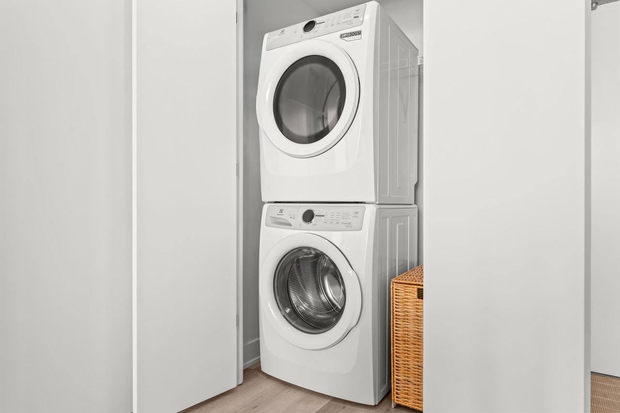 488-500 Upper Wellington Nominee Inc. - Photo 6 of 17