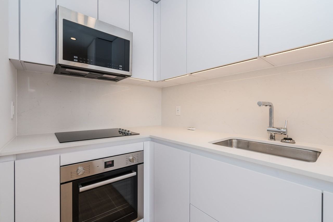 263 - 265 Russell Hill Road - Photo 4 of 10