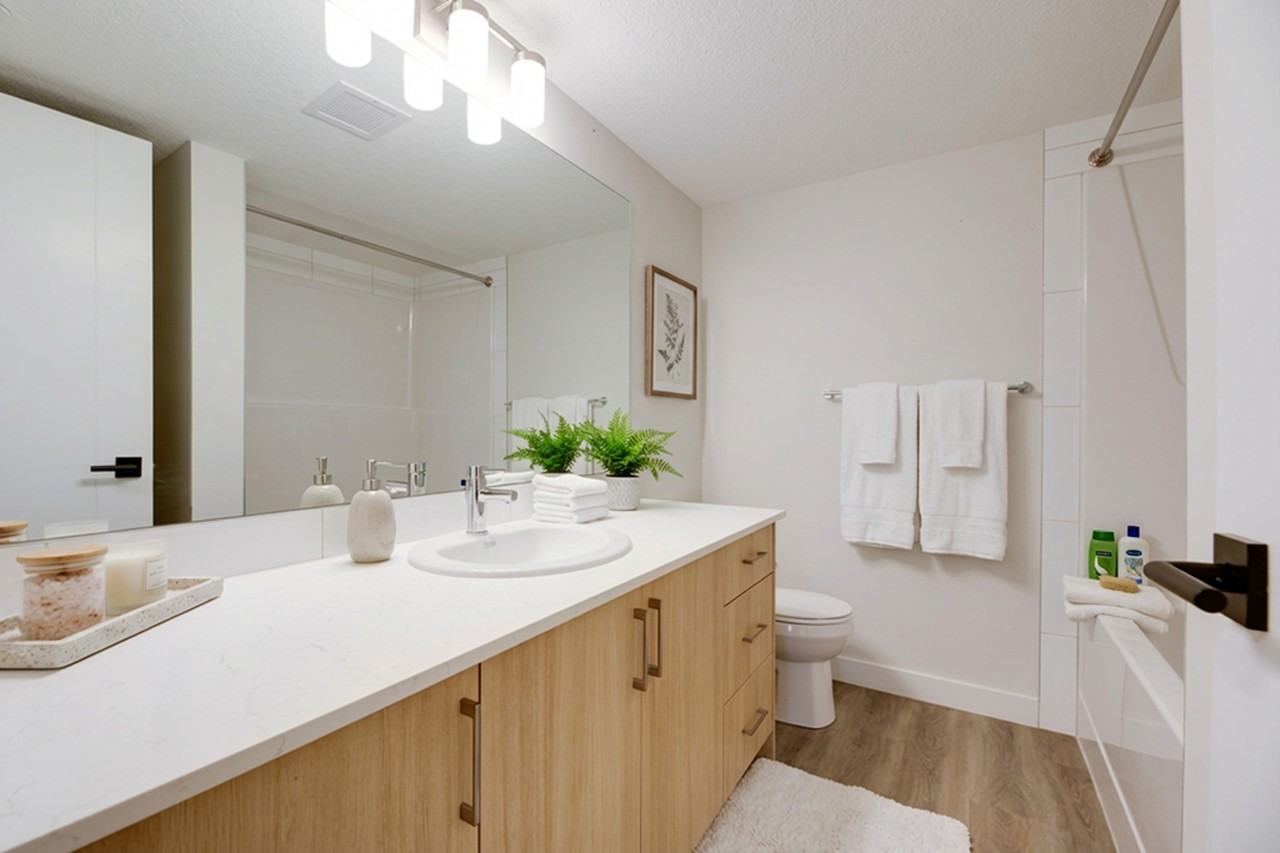 Axxis / South Point Apartments - Photo 7 of 34