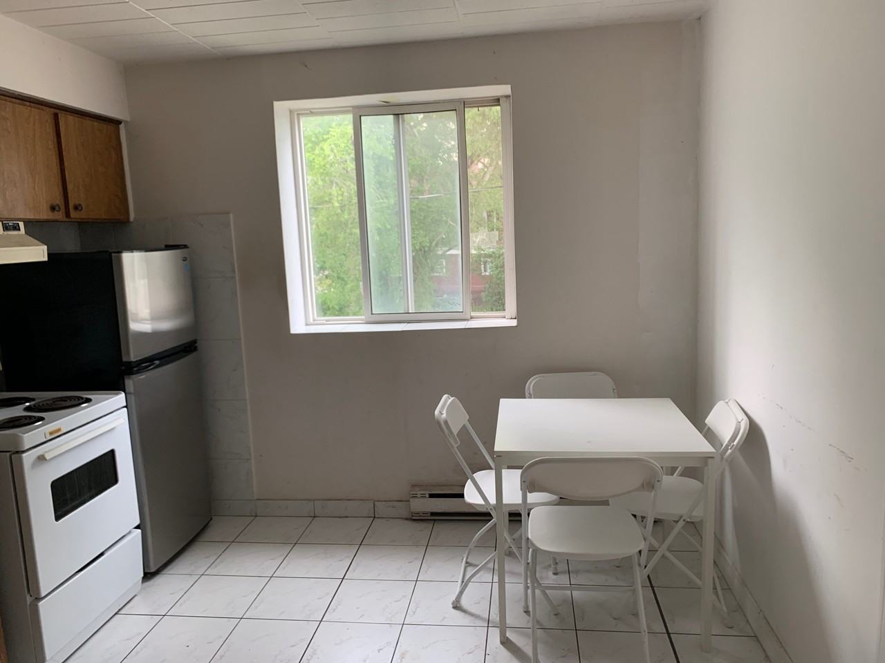 3044 Sandwich St #101 - Photo 5 of 9