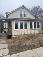 featured image of 1123 E Cass St #1