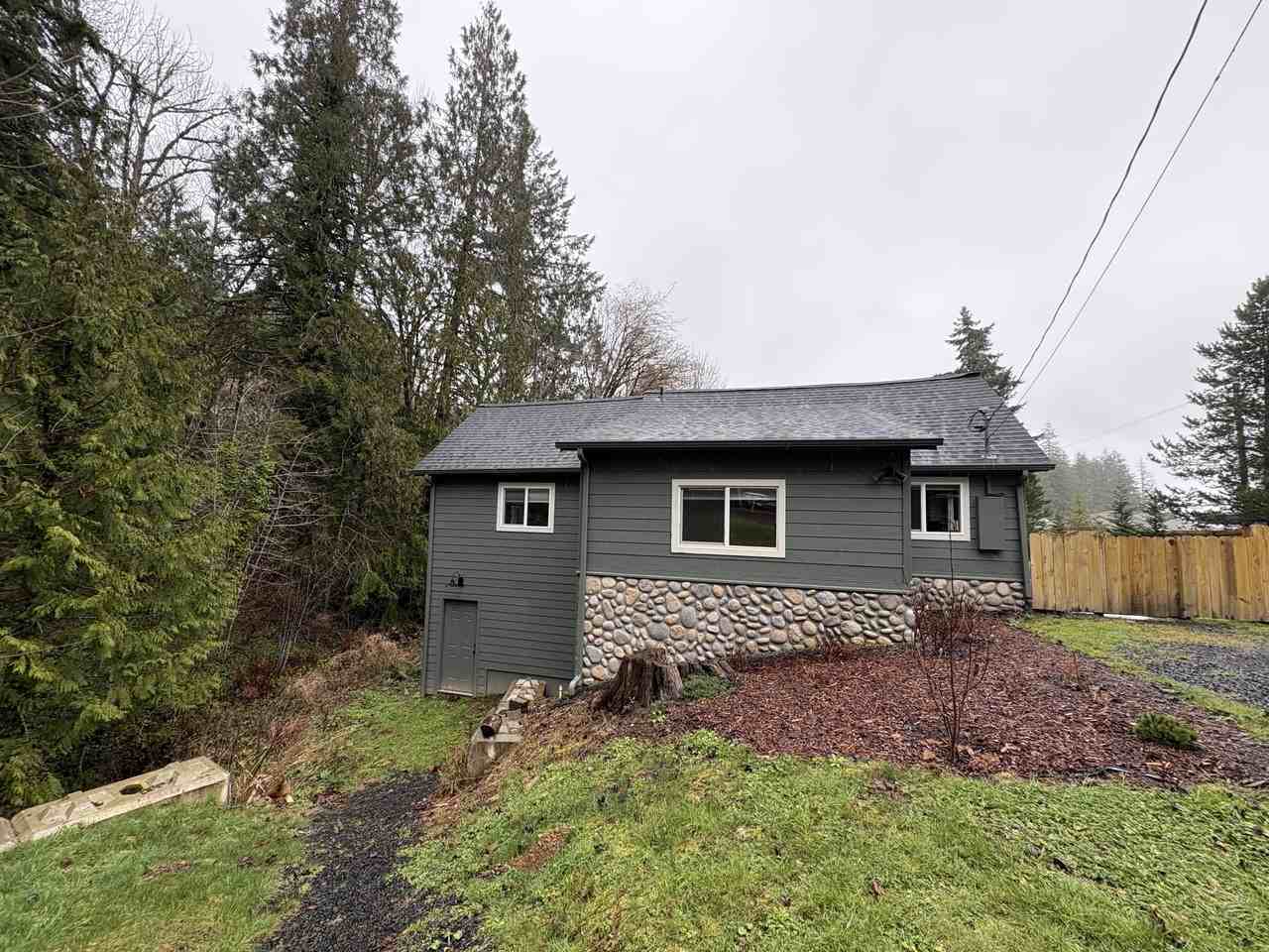 1070 E Mcreavy Rd #1 - Photo 4 of 16