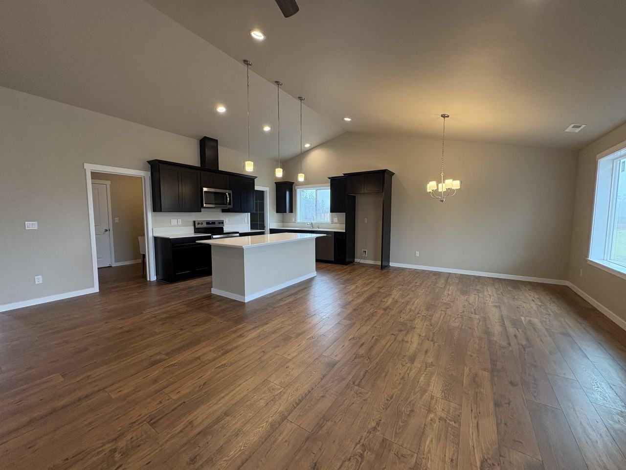 130 W Doggone Ln #1 - Photo 5 of 19