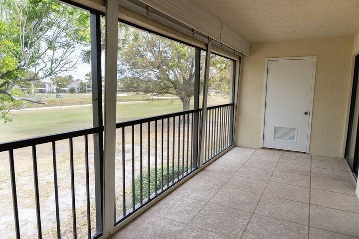 602 Pinecrest Circle #B - Photo 3 of 9