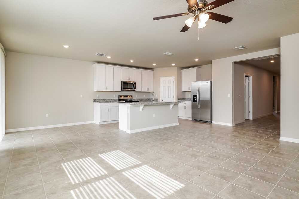 5284 Sanders Oak Trl - Photo 5 of 19