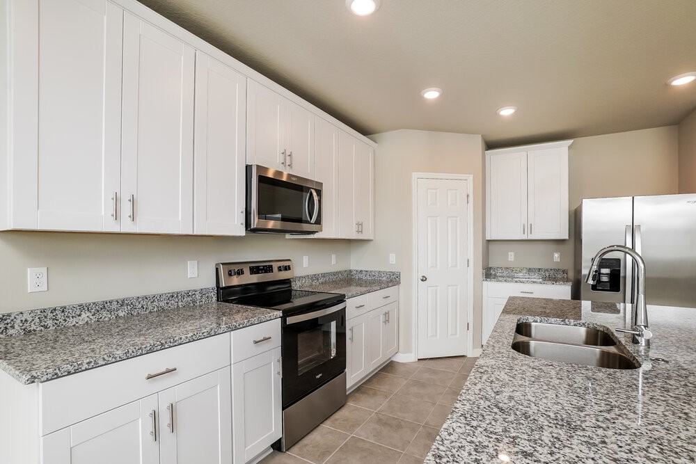 5284 Sanders Oak Trl - Photo 7 of 19