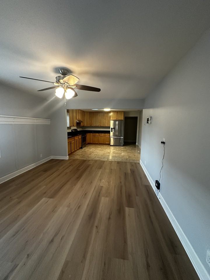 1111 87th Ave #1 - Photo 3 of 24