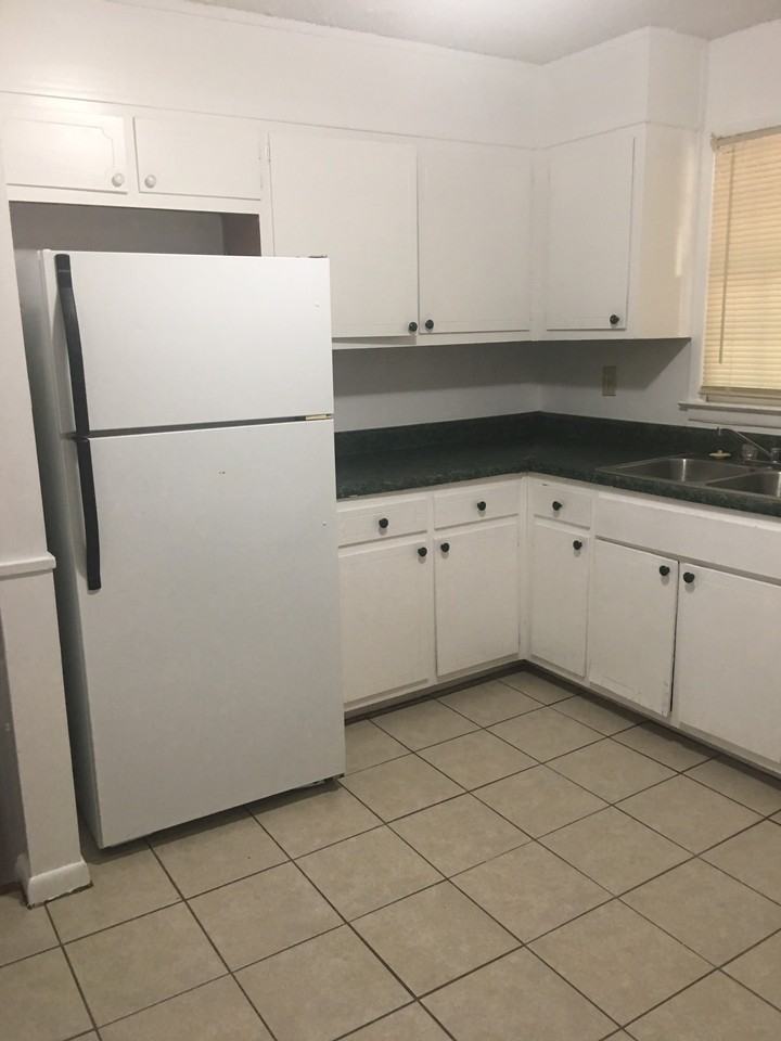 2930 Carriage Ln #1 - Photo 3 of 10