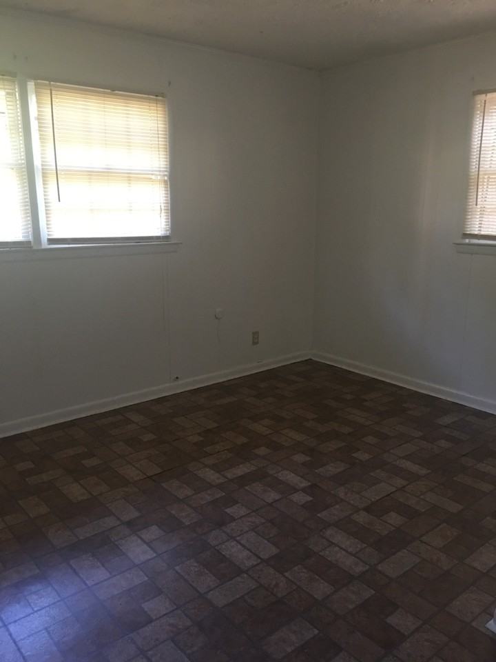 2930 Carriage Ln #1 - Photo 5 of 10