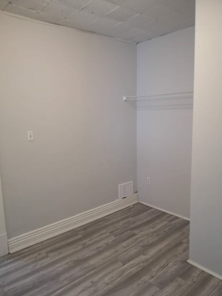 844 B - 844 Home Street #B - Photo 4 of 9