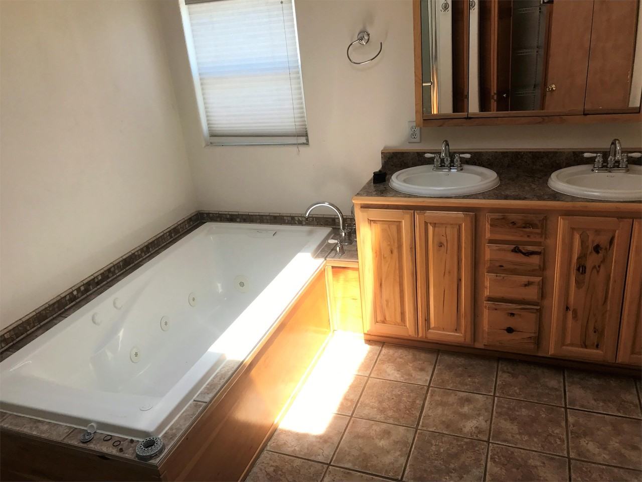 3276 Mid Way Rd #1 - Photo 5 of 9