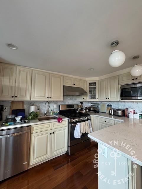 44 Woodhull St #3 - Photo 5 of 13