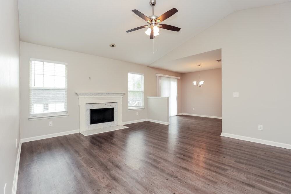 406 Meagan Cv - Photo 3 of 19