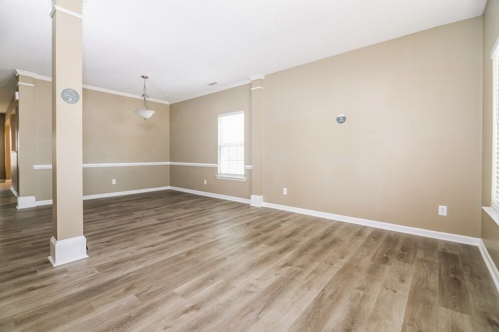 8401 Neuse Hunter Dr - Photo 4 of 17