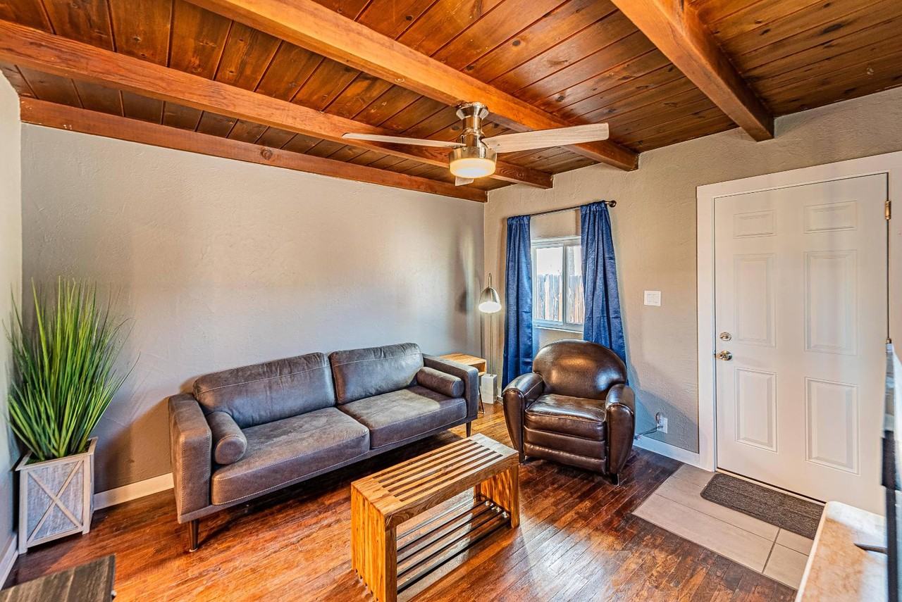 268 Osuna Rd Nw - Photo 4 of 20