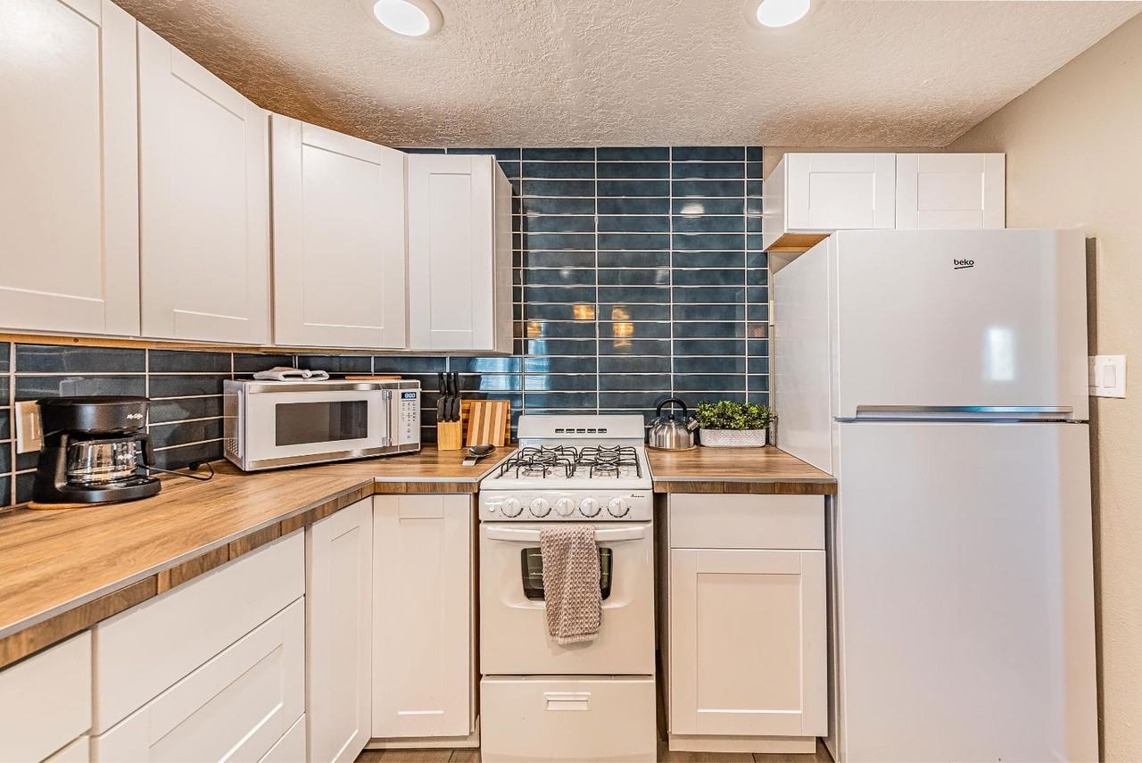 268 Osuna Rd Nw - Photo 7 of 20