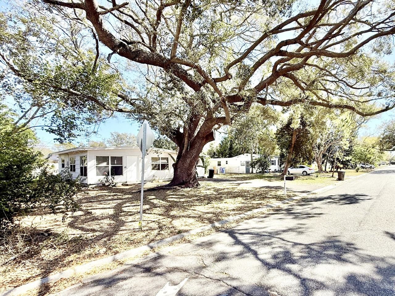 7111 Onyx Dr N #1 - Photo 4 of 50