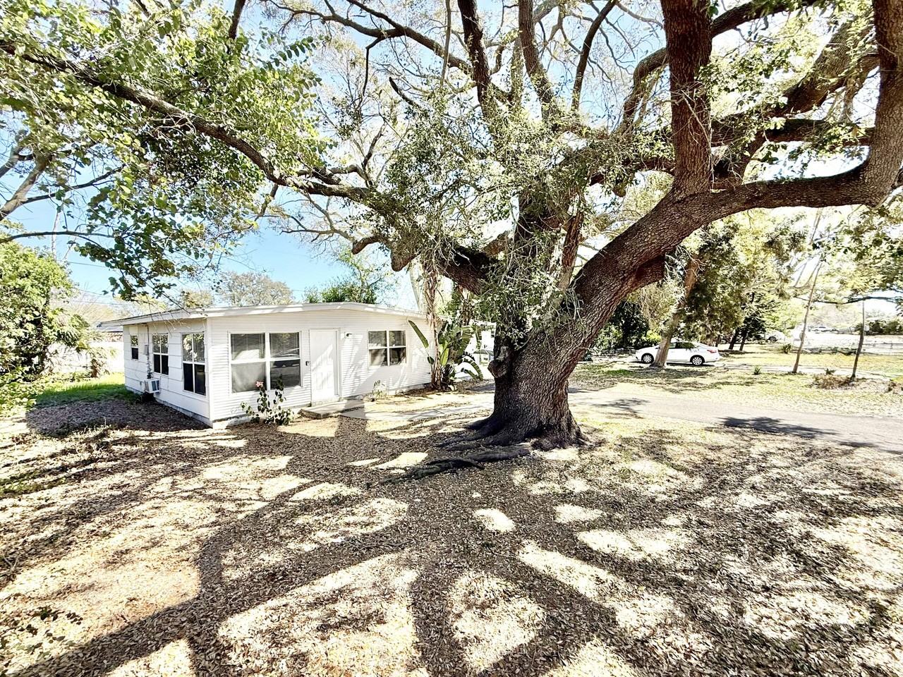 7111 Onyx Dr N #1 - Photo 7 of 50