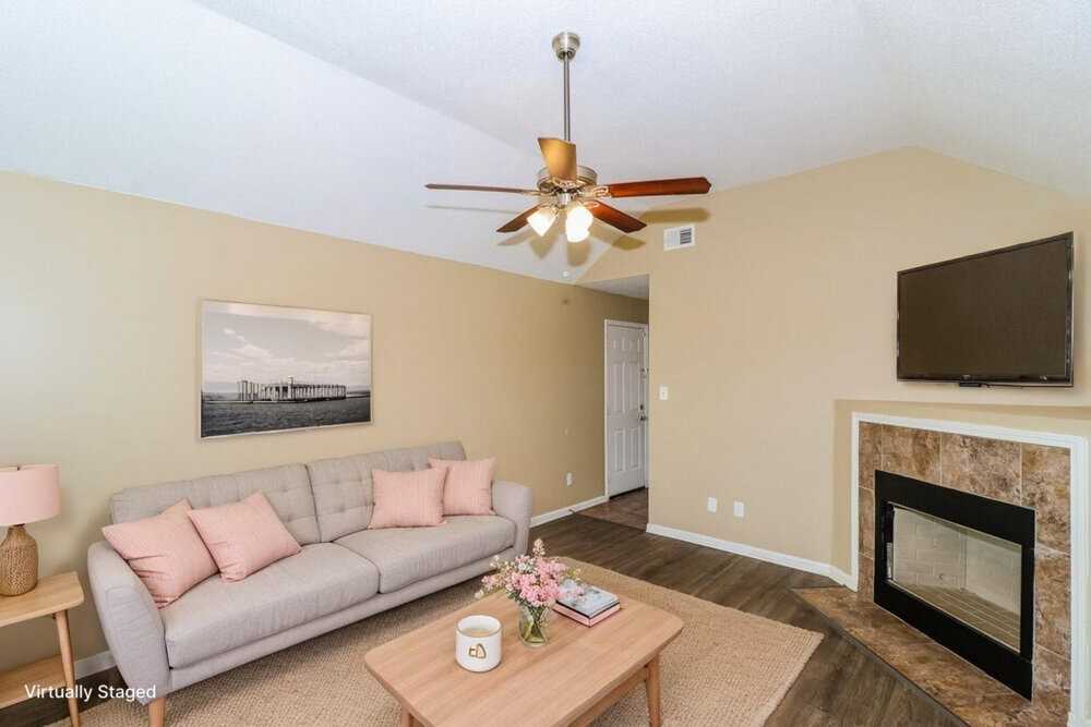 4551 Cedargreen Cv - Photo 5 of 19